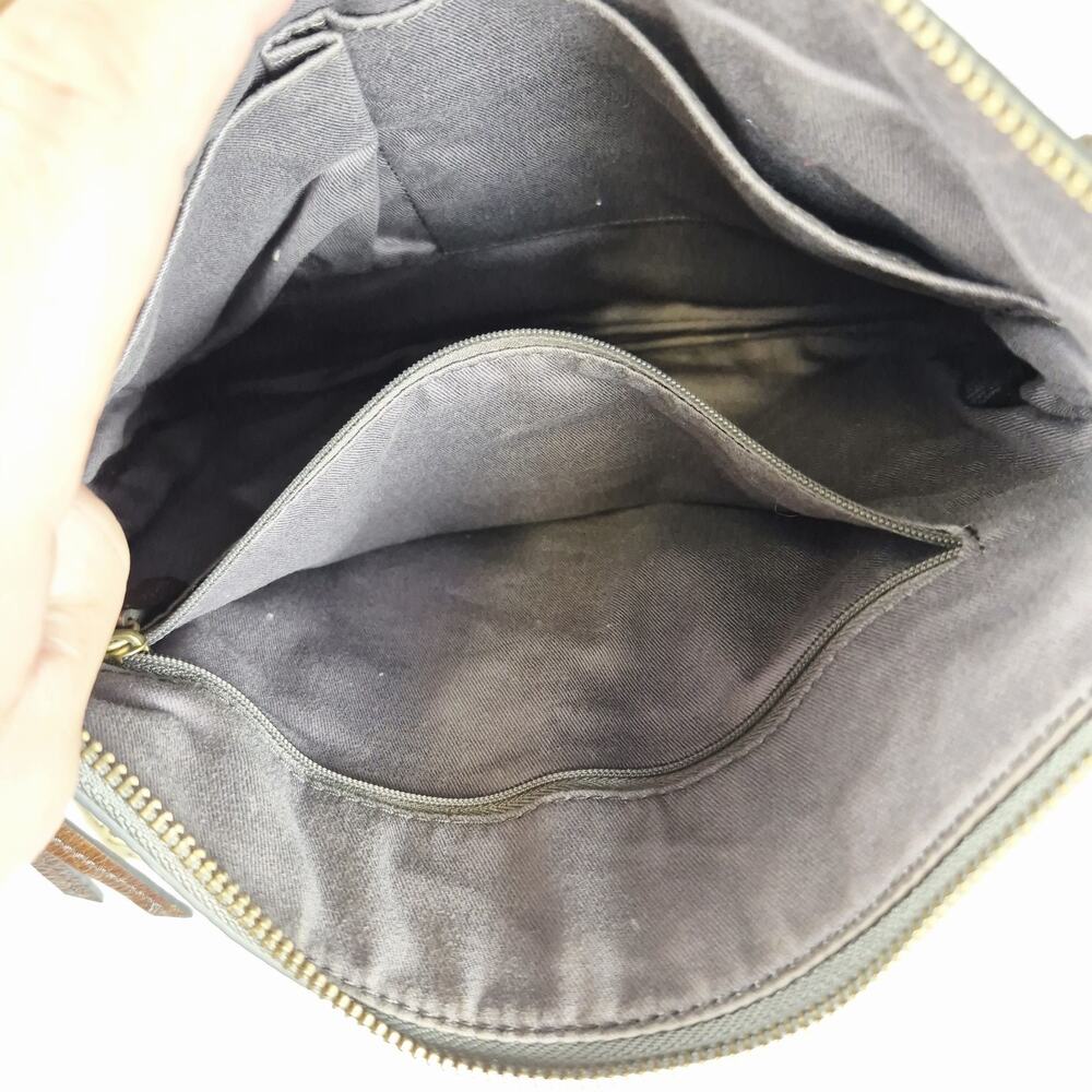 Fossil Pebbled Leather Crossbody Bag Gray Zip Pocket Key Charm Adjustable Strap - Picture 8 of 11